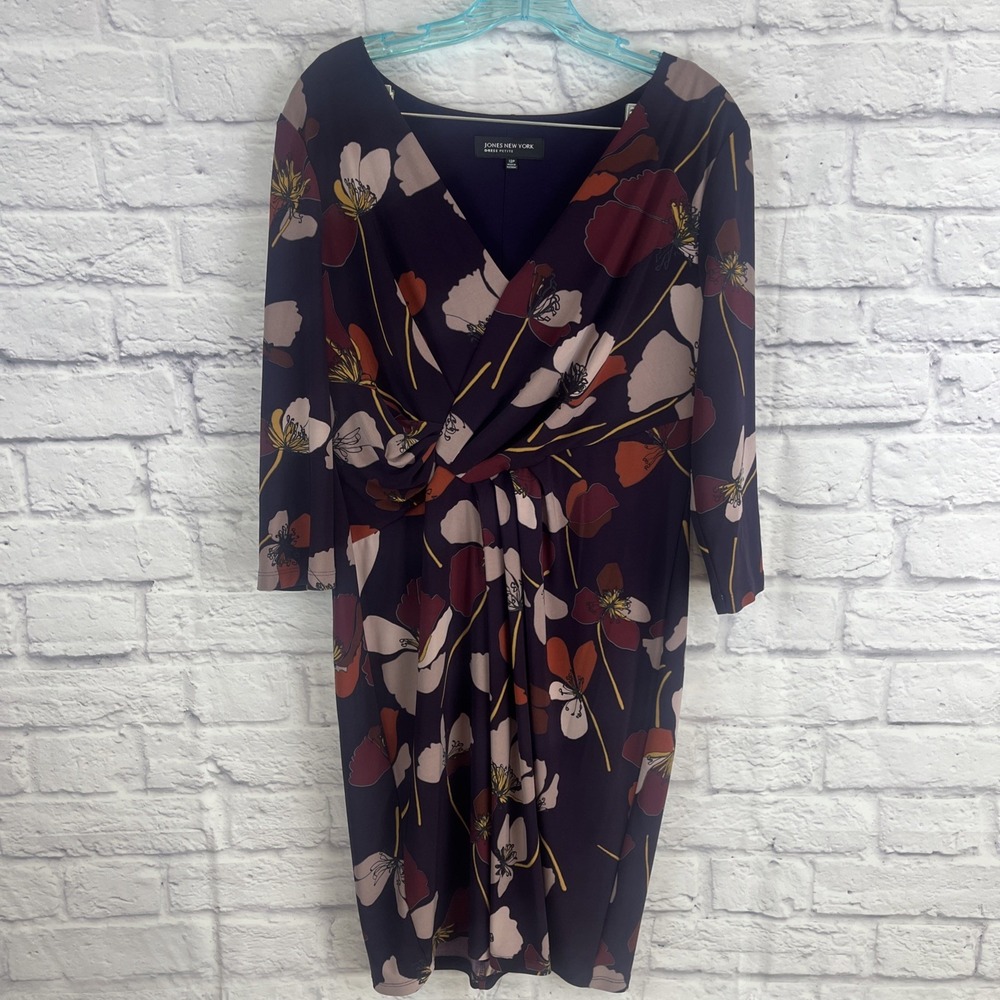 Jones NY Plum Floral Whimsigoth Stretch Twist Front Dress 12 Petite